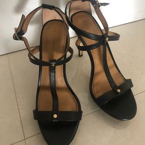 Banna Republic size 8 Heels